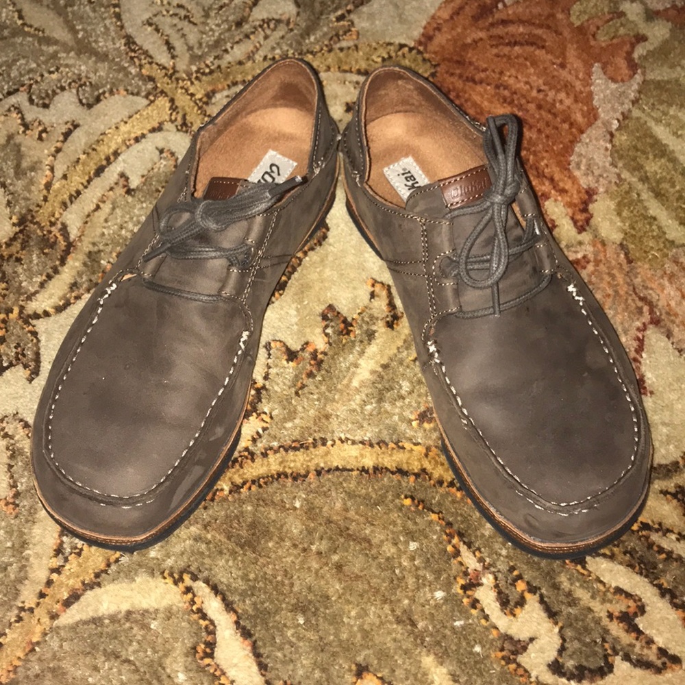 Olukai men’s lace up nubuck